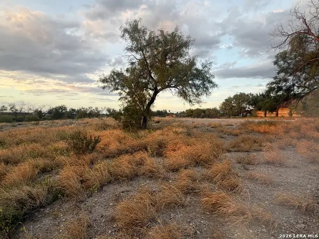 875 Ritchie, Eagle Pass, TX 78852 - #2