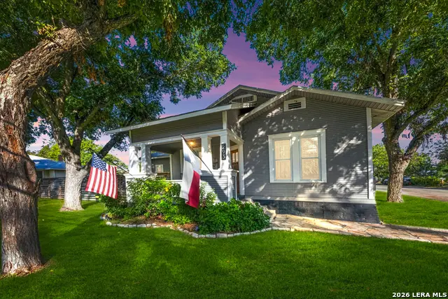 293 E Mather, New Braunfels, TX 78130 - #2