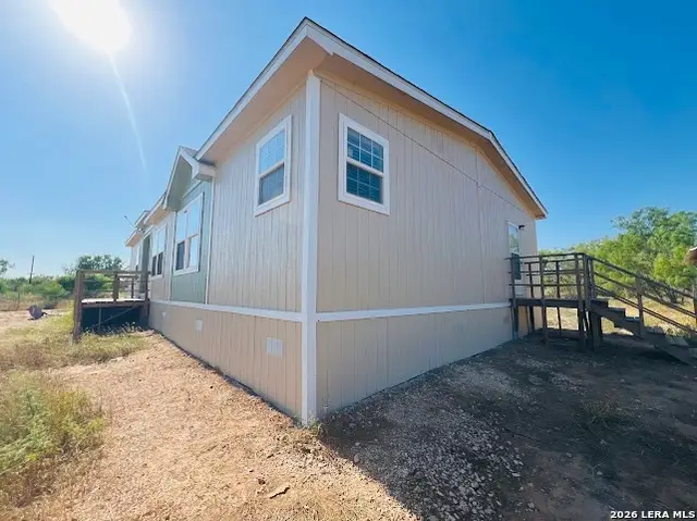 104 Cr 2669, Moore, TX 78057 - #2