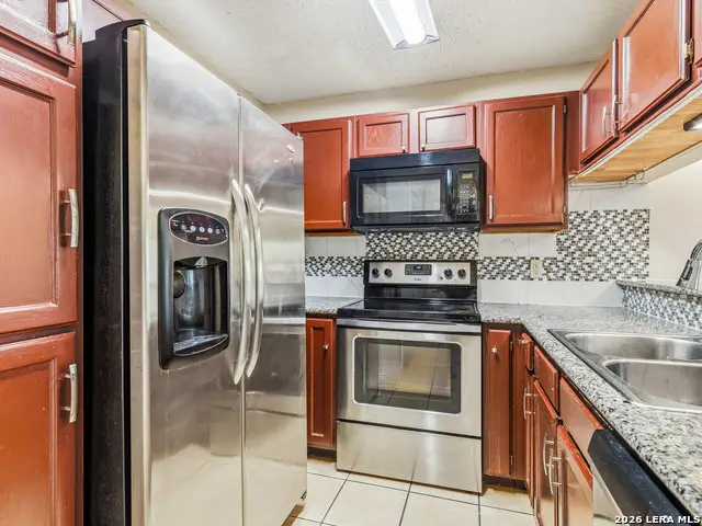 5322 Medical Dr. #D-206, San Antonio, TX 78240 - #2