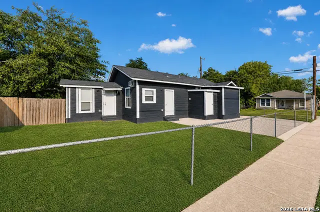 1548 Center St, San Antonio, TX 78202 - #2