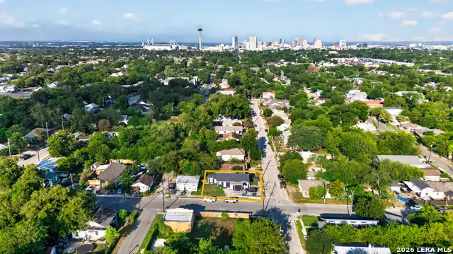 1548 Center St, San Antonio, TX 78202 - #3