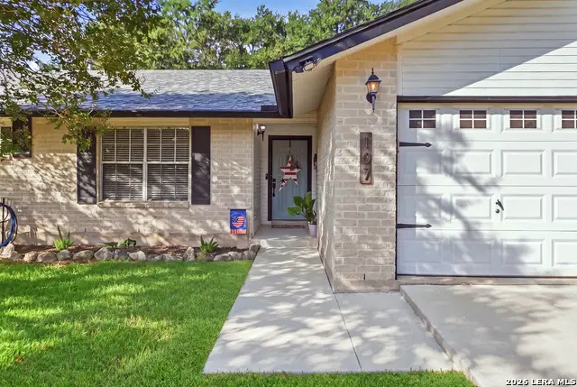 107 Summer Breeze, Castroville, TX 78009 - #1