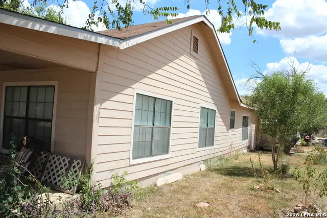 272 Jourdanton, Charlotte, TX 78011 - #2