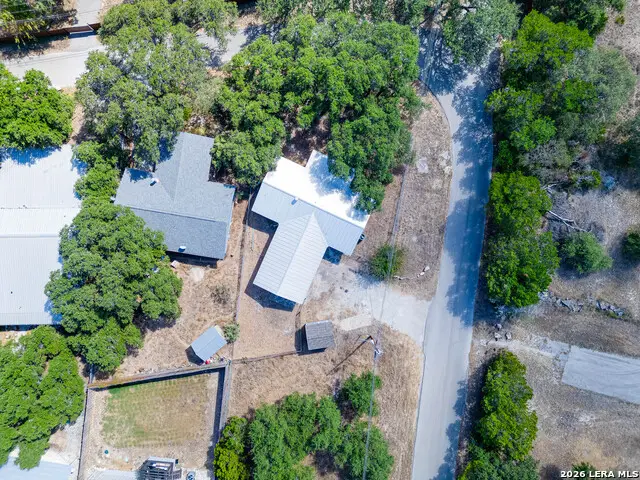751 Scenic Terrace Dr, Canyon Lake, TX 78133 - #2