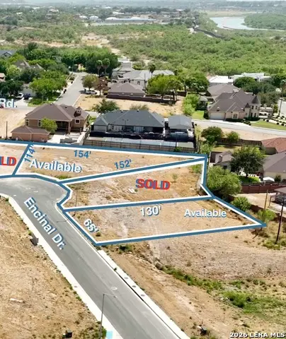 734 Encinal Dr, Eagle Pass, TX 78852