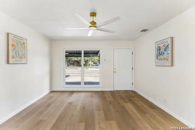 914 Dodic St, San Antonio, TX 78221 - #2