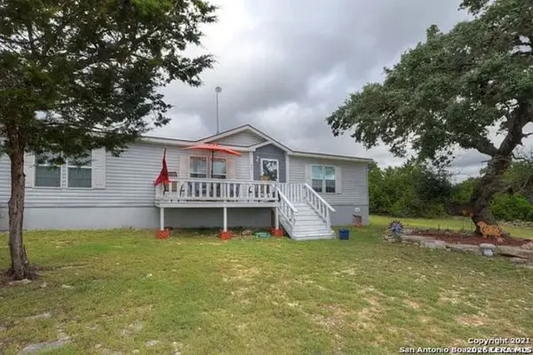 260 Private Road 1510, Bandera, TX 78003