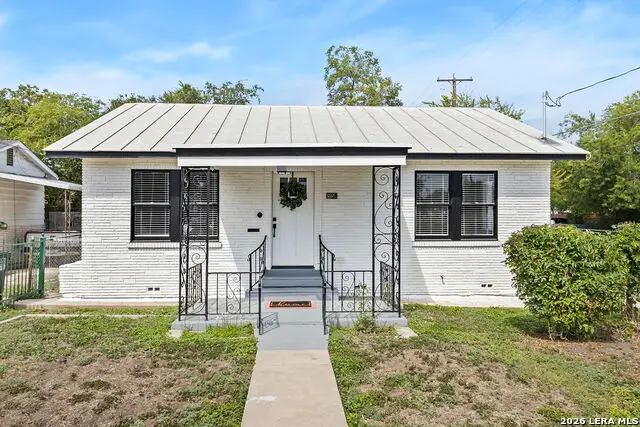 2055 E Crockett St, San Antonio, TX 78202 - #1