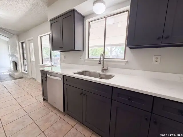 414 Jeanette Dr, Converse, TX 78109 - #2