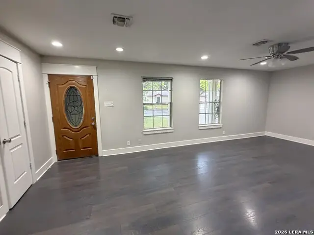 126 Kingsman St, Converse, TX 78109 - #2