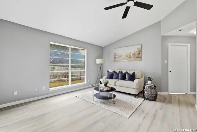 6411 Royalty Pt, San Antonio, TX 78238 - #2