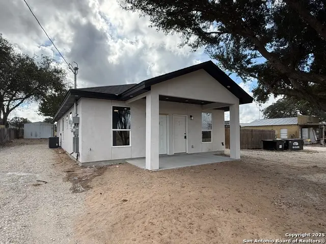 3274 Interstate 35 N, Natalia, TX 78059 - #2