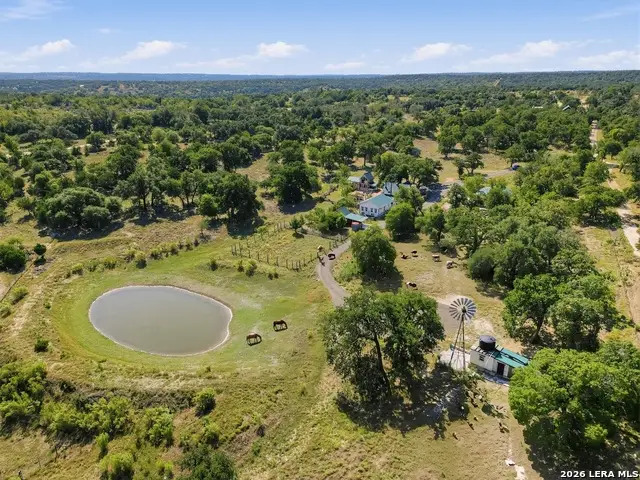328 Himmel Rd, Fredericksburg, TX 78624 - #3