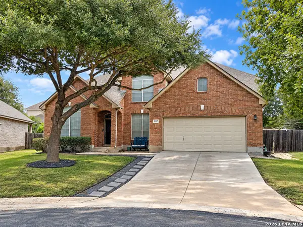 9207 Putnam Dr, Helotes, TX 78023