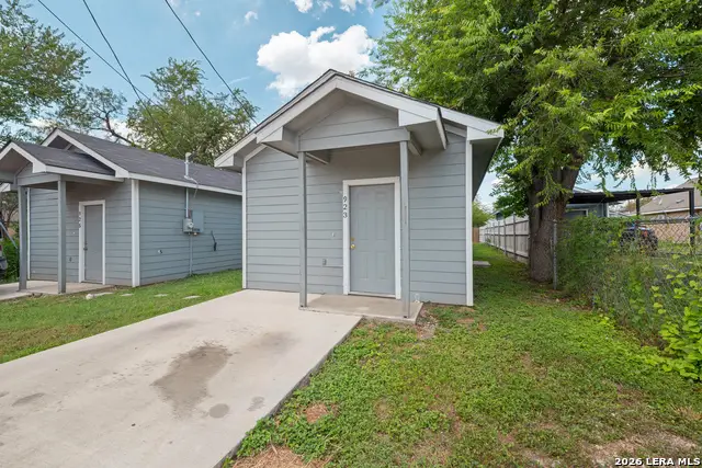 925 S San Joaquin Ave, San Antonio, TX 78237 - #2