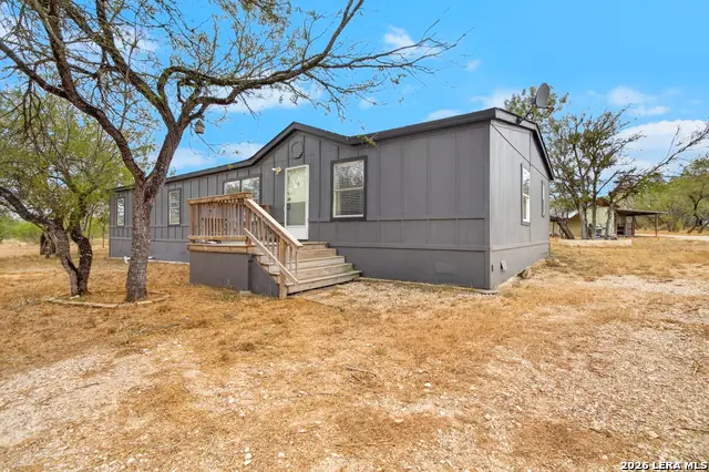 2398 County Road 306, Floresville, TX 78114 - #1