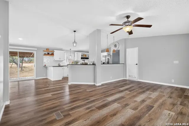 2398 County Road 306, Floresville, TX 78114 - #3