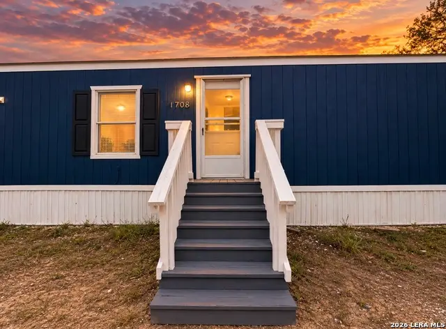 1708 Hill St, Three Rivers, TX 78071 - #2