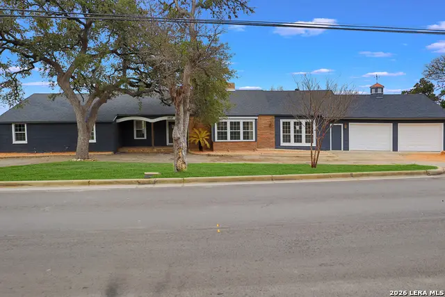1017 Burleson St, San Marcos, TX 78666 - #3