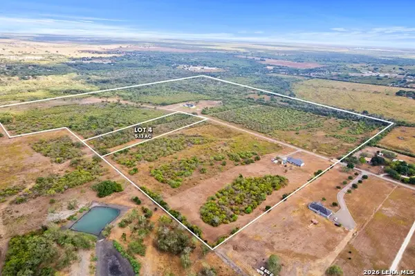 0 Paisano Trail Lot 4, Beeville, TX 78102