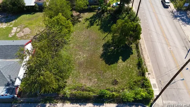 1753 W Poplar, San Antonio, TX 78207 - #1