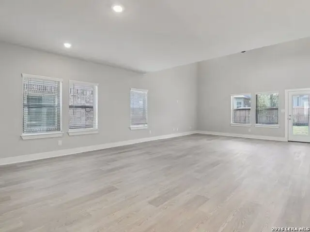 3913 Zinnia Way, Marion, TX 78124 - #2
