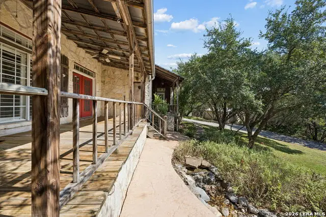 410 Sparkling Springs Dr, Boerne, TX 78006 - #2