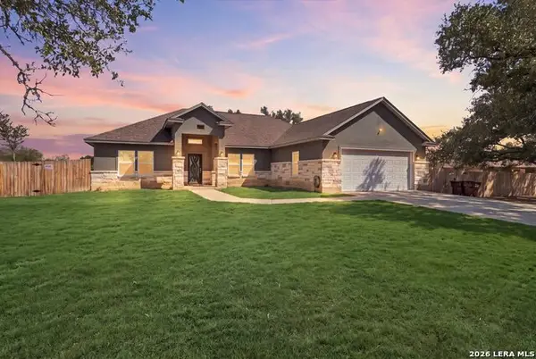 39 Eaglerock, Poteet, TX 78065