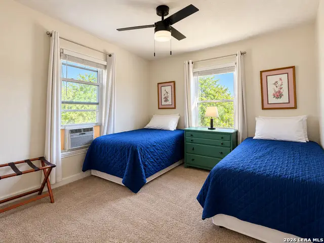 1448 W Summit Ave, San Antonio, TX 78201 - #3