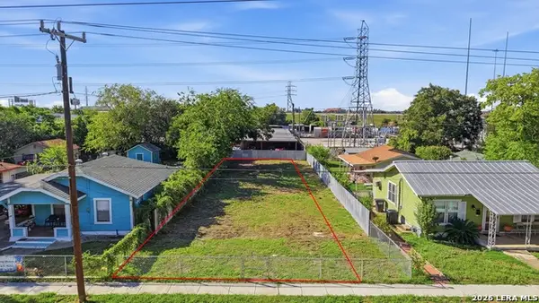 548 W Highland Blvd, San Antonio, TX 78210