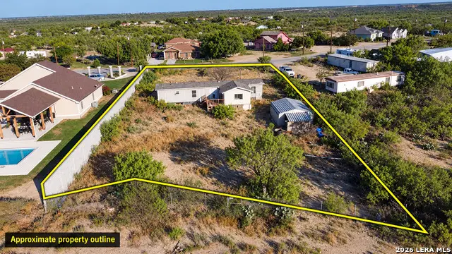 174 Remington Dr, Eagle Pass, TX 78852 - #2