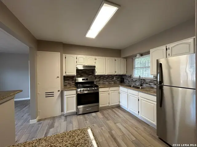 1854 Kendalia Ave, San Antonio, TX 78224 - #2