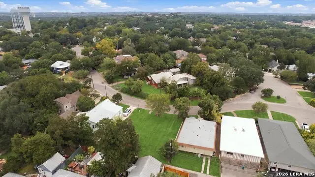 328 Albany St, Alamo Heights, TX 78209 - #2
