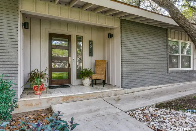 8811 Pineridge Rd, San Antonio, TX 78217 - #2