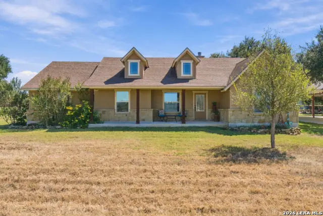 3690 Rakowitz Rd, Adkins, TX 78101 - #3