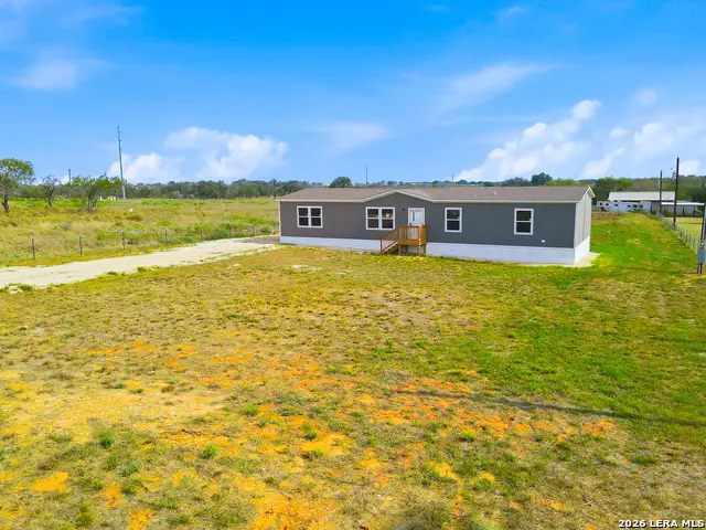 95 County Road 403, Floresville, TX 78114 - #1
