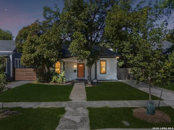 909 Hays St, San Antonio, TX 78202
