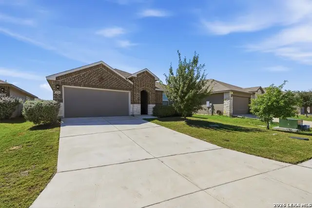 2124 Foxbriar Cv, New Braunfels, TX 78130 - #1