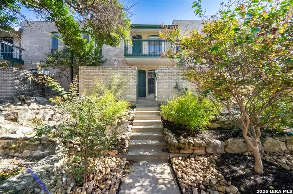 9915 Powhatan Dr #B4, San Antonio, TX 78230