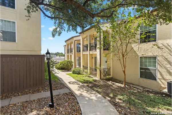 8702 Village Dr. #406, San Antonio, TX 78217