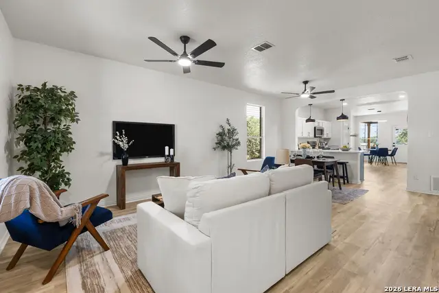 7502 Camino Mnr, Boerne, TX 78015 - #3