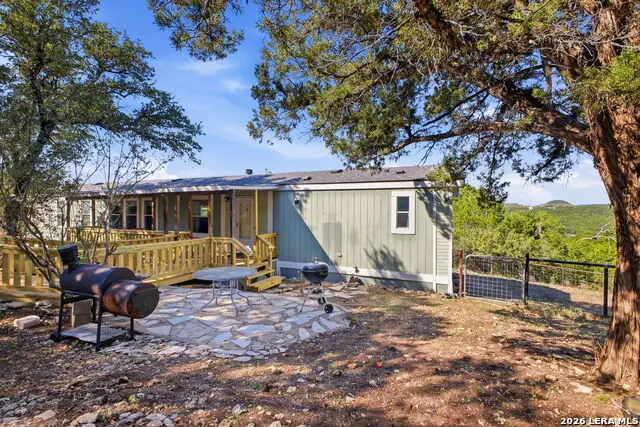 495 Kings Dr, Canyon Lake, TX 78133 - #1