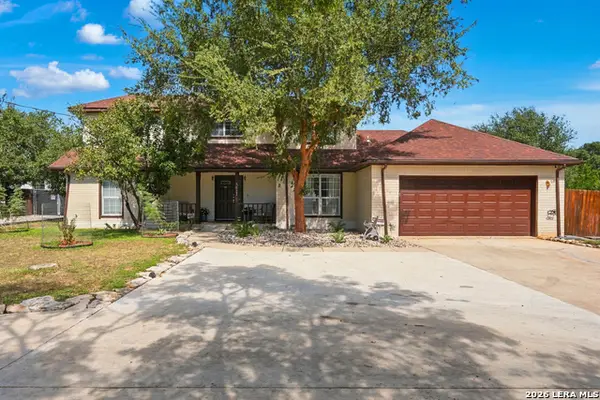 511 Deer Cross Ln, San Antonio, TX 78260