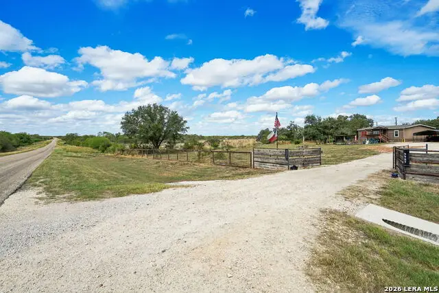 10015 Fm 2200 S, Yancey, TX 78886 - #3