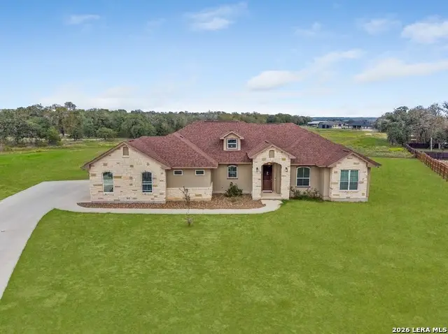 108 Hunting Ridge Dr, La Vernia, TX 78121 - #2