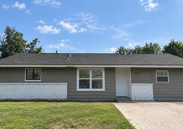 5234 Village Row, San Antonio, TX 78218