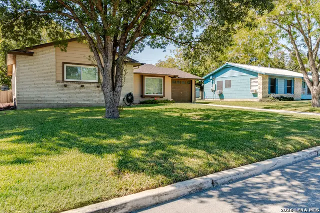 915 Horseshoe Trl, Universal City, TX 78148 - #3