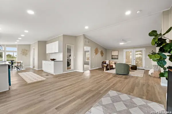 440 Shadow Mountain Rd, Spring Branch, TX 78070