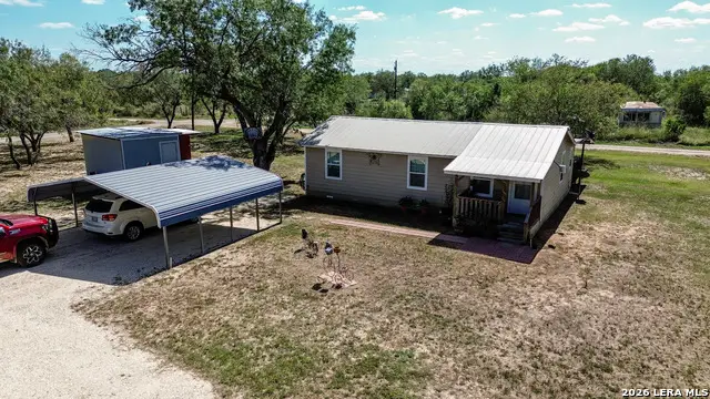 309 E Ave, Christine, TX 78012 - #3